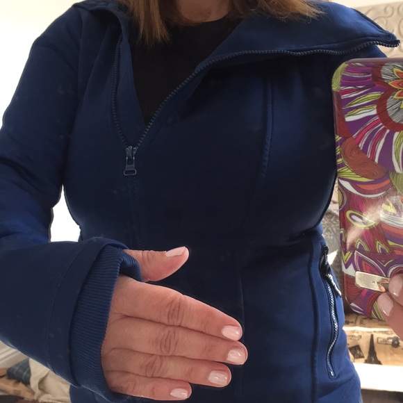 🛑SOLD🛑 Bench fleece lined sweatshirt - Picture 2 of 4